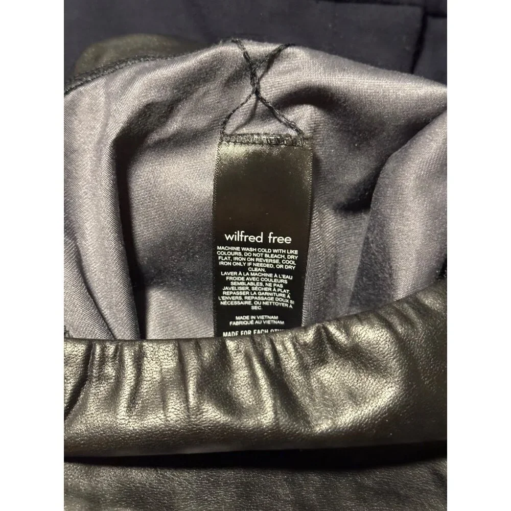 Wilfred Free Faux Leather Black Leggings Women’s Medium Stretch Vegan Leather P - Picture 5 of 6